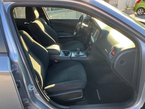 Used 2014 Dodge Charger SXT w/ Driver Confidence Group (AJG) AWD/4WD image 14