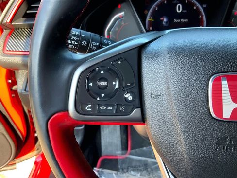Used 2019 Honda Civic Type R image 22