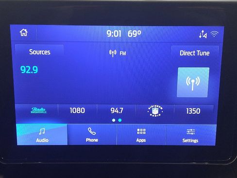 Used 2022 Ford Explorer XLT RWD image 25