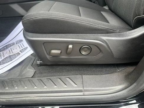 Used 2024 Chevrolet Colorado Trail Boss w/ Advanced Trailering Package AWD/4WD image 17