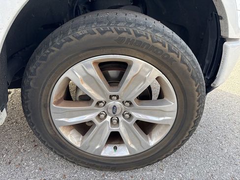 Used 2019 Ford F150 Platinum w/ Equipment Group 701A Luxury image 20