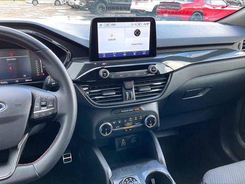 Used 2024 Ford Escape ST-Line image 9