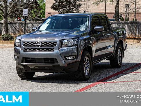 Certified 2025 Nissan Frontier SV w/ SV Convenience Package RWD image 4