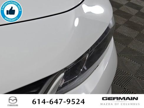 Used 2017 Chevrolet Malibu LT w/ Leather Package FWD image 15