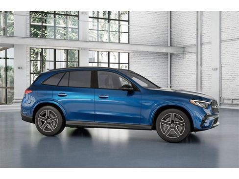 New 2026 Mercedes-Benz GLC 300 4MATIC image 14