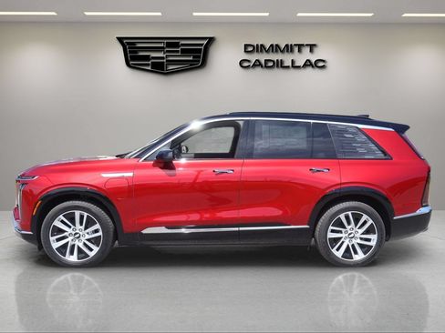 New 2026 Cadillac Vistiq Luxury AWD/4WD image 8