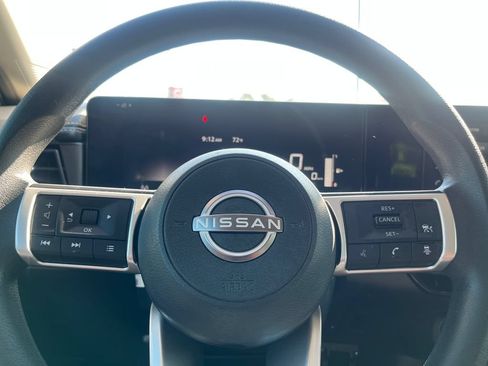 Certified 2025 Nissan Kicks SV FWD image 44