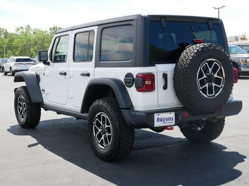 Used 2026 Jeep Wrangler Unlimited Rubicon AWD/4WD image 3