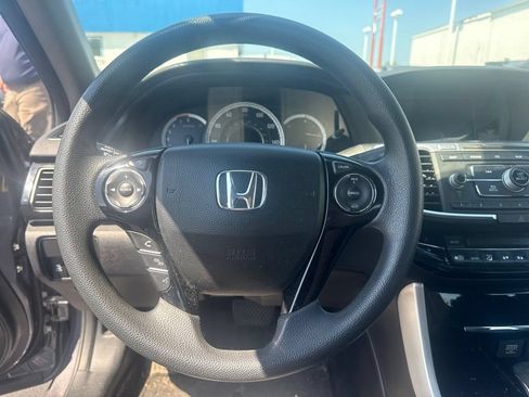 Used 2017 Honda Accord LX image 24
