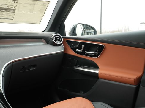 New 2026 Mercedes-Benz GLC 300 GLC 300 image 23