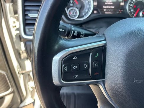 Used 2022 RAM 1500 Laramie AWD/4WD image 19