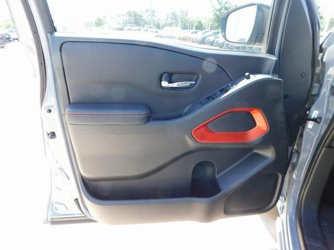 New 2025 Nissan Frontier Pro-X w/ Pro Convenience Package image 13