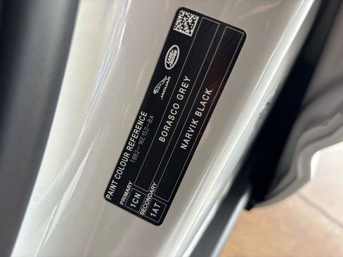 Used 2026 Land Rover Defender 110 image 48