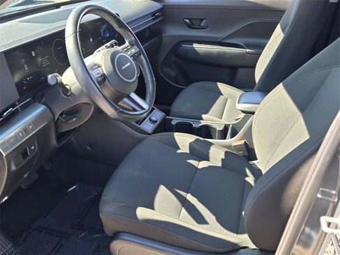 Used 2024 Hyundai Kona SEL w/ Convenience Package image 10