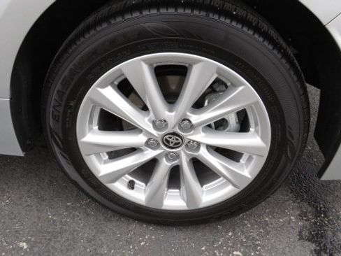 Used 2023 Toyota Corolla LE image 27