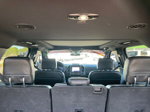 Used 2020 Ford Expedition XLT w/ Equipment Group 202A image 24