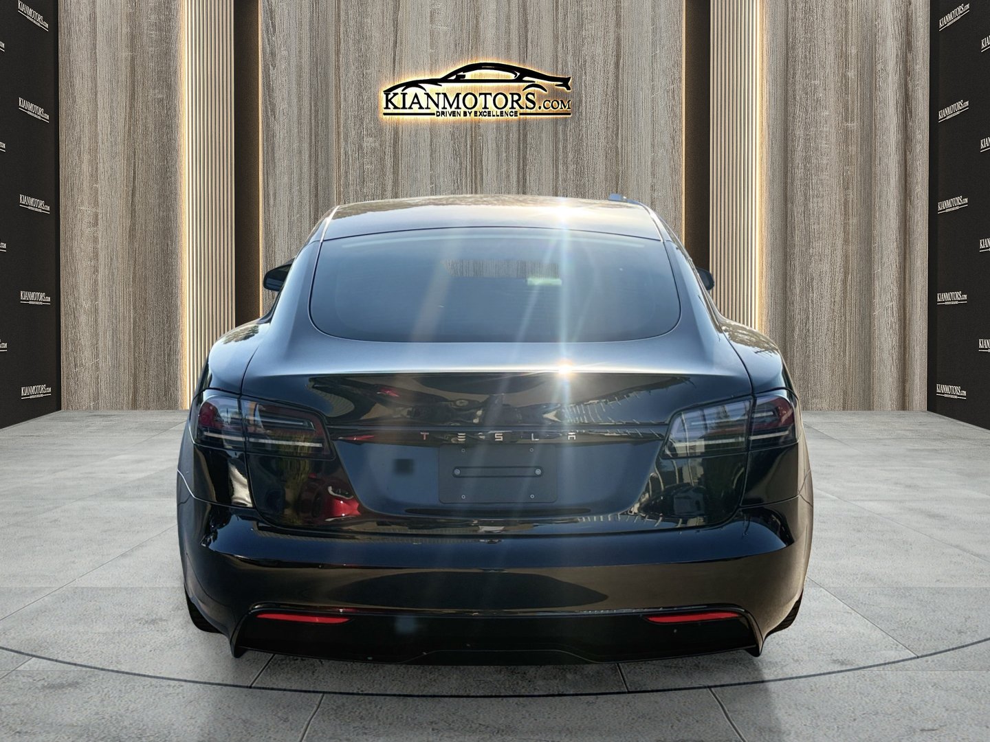 Used 2023 Tesla Model S AWD/4WD image 6