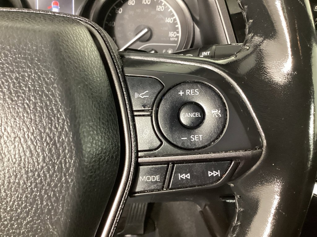 Used 2024 Toyota Camry SE FWD image 14