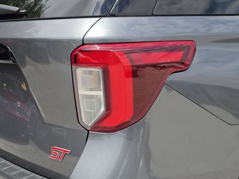Used 2021 Ford Explorer ST w/ Equipment Group 401A AWD/4WD image 8