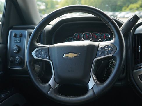 Used 2018 Chevrolet Silverado 1500 LTZ Z71 w/ LTZ Plus Package AWD/4WD image 17