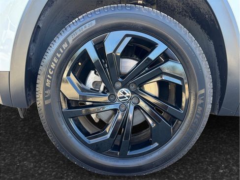 Used 2022 Volkswagen Atlas SE FWD image 13