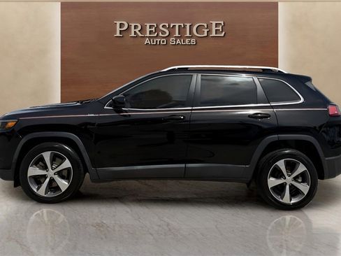 Used 2019 Jeep Cherokee Limited image 6