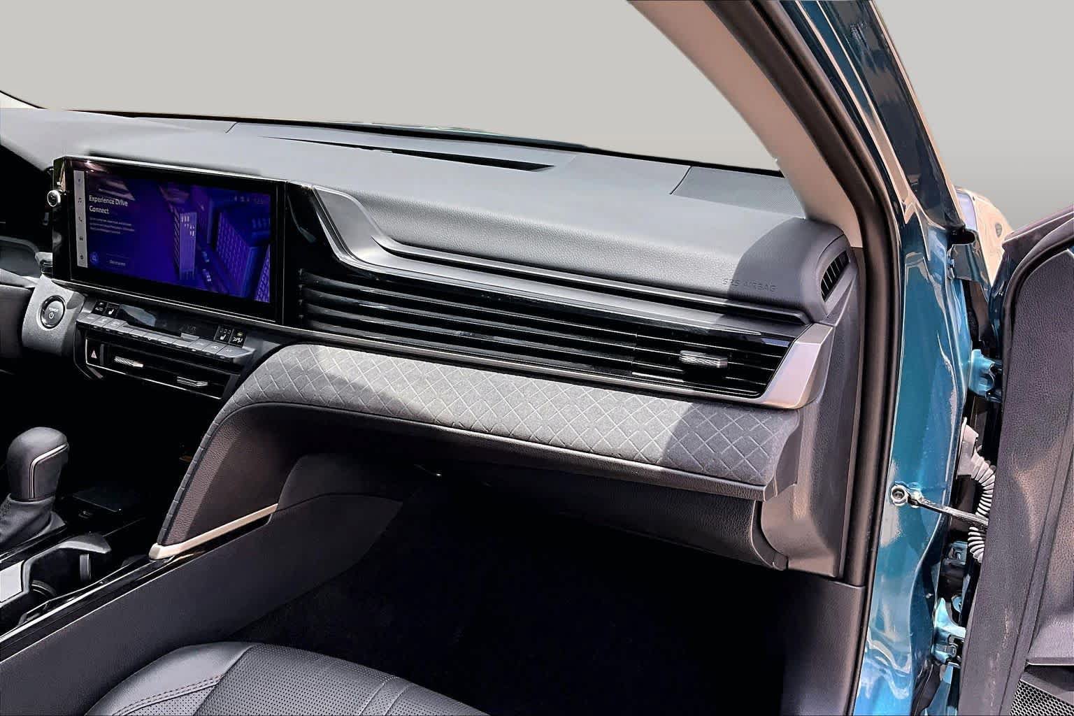 Used 2026 Toyota Camry XLE FWD image 19