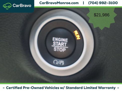 Used 2021 Chrysler Pacifica Pinnacle FWD image 36