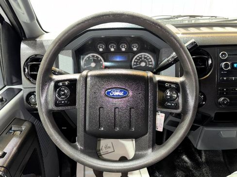 Used 2016 Ford F250 XL w/ Power Equipment Group image 18