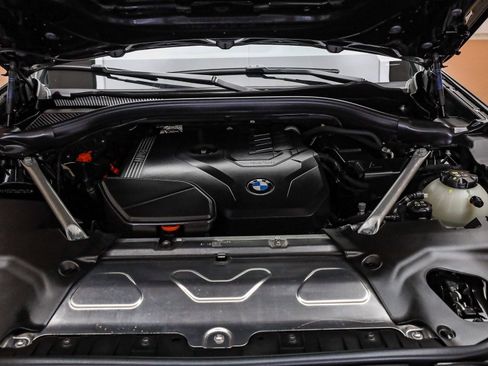 Used 2025 BMW X4 xDrive30i w/ Premium Package image 29