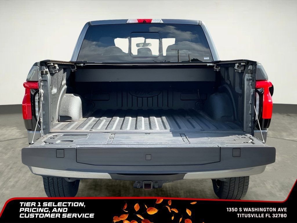 Used 2023 Ford F150 Lightning Platinum AWD/4WD image 14