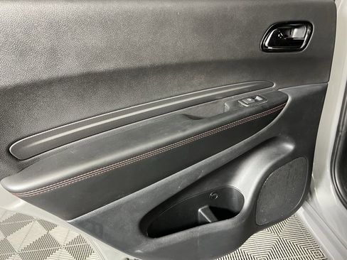 Used 2025 Dodge Durango GT w/ Blacktop Package image 29