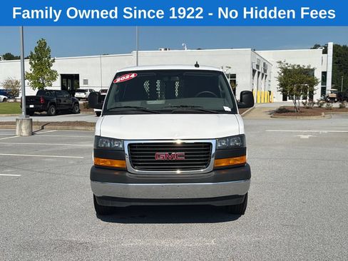 Used 2024 GMC Savana 2500 w/ Driver Convenience Package RWD image 2