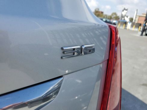 Used 2018 Cadillac XT5 AWD image 9