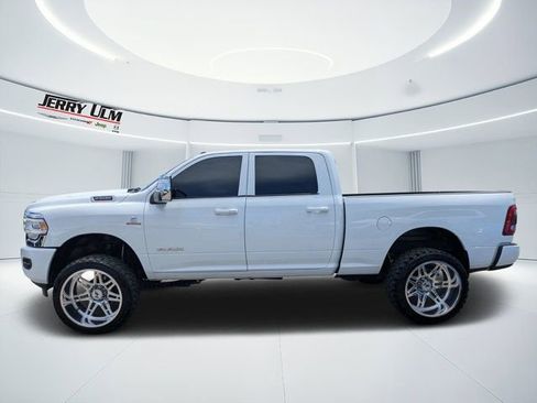 Used 2023 RAM 2500 Laramie AWD/4WD image 5