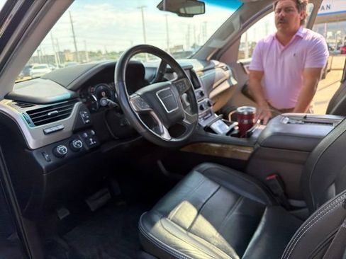Used 2017 GMC Yukon XL Denali w/ Open Road Package AWD/4WD image 7