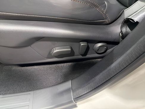 Used 2026 Subaru Forester Touring AWD/4WD image 13