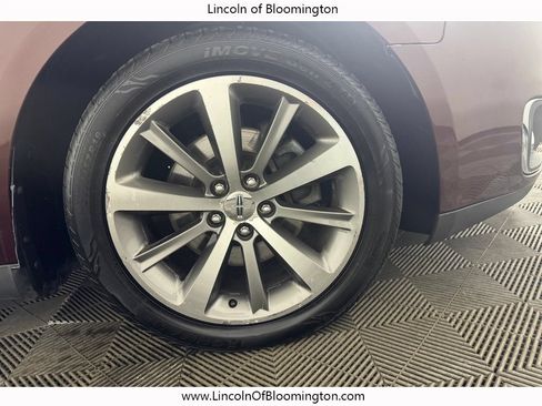 Used 2010 Lincoln MKS FWD image 19