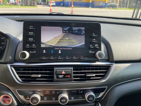 Used 2019 Honda Accord LX image 18