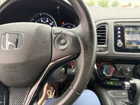Used 2021 Honda HR-V Sport image 19