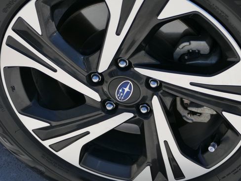 Used 2024 Subaru Crosstrek 2.0i Premium w/ Crosstrek Mirror Package image 11