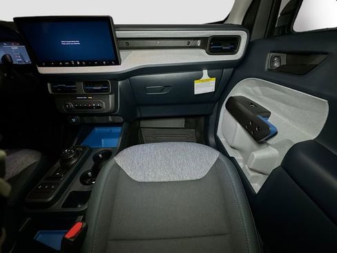 New 2026 Ford Maverick XLT w/ XLT Luxury Package image 25