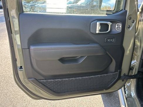 New 2026 Jeep Wrangler Unlimited Rubicon image 10