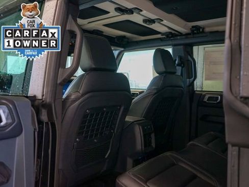 Used 2025 Ford Bronco Badlands image 29