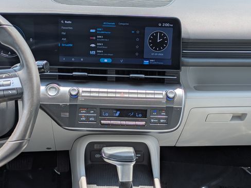 Used 2025 Hyundai Kona SEL FWD image 19
