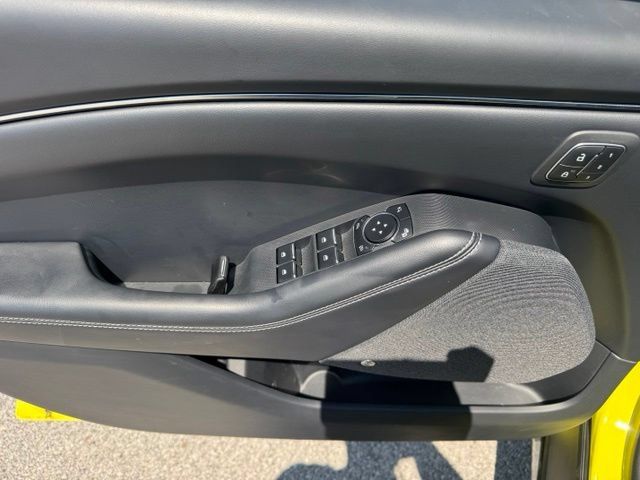 Used 2025 Ford Mustang Mach-E Premium AWD/4WD image 12