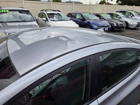 Used 2016 Hyundai Elantra SE w/ Option Group 02 image 7