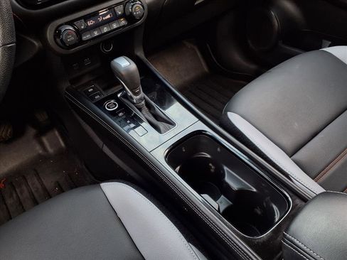 Certified 2023 Nissan Kicks SR w/ SR Premium Package image 18