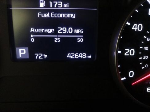 Certified 2023 Kia Seltos LX AWD/4WD image 19