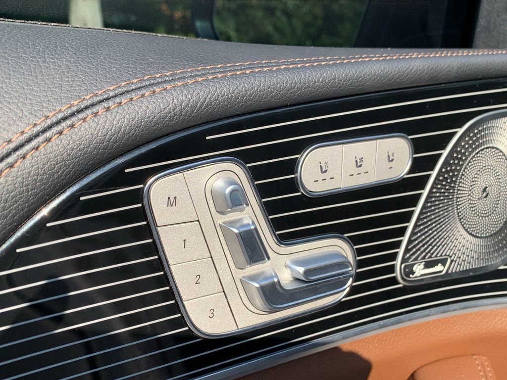 Used 2025 Mercedes-Benz GLE 350 4MATIC image 27